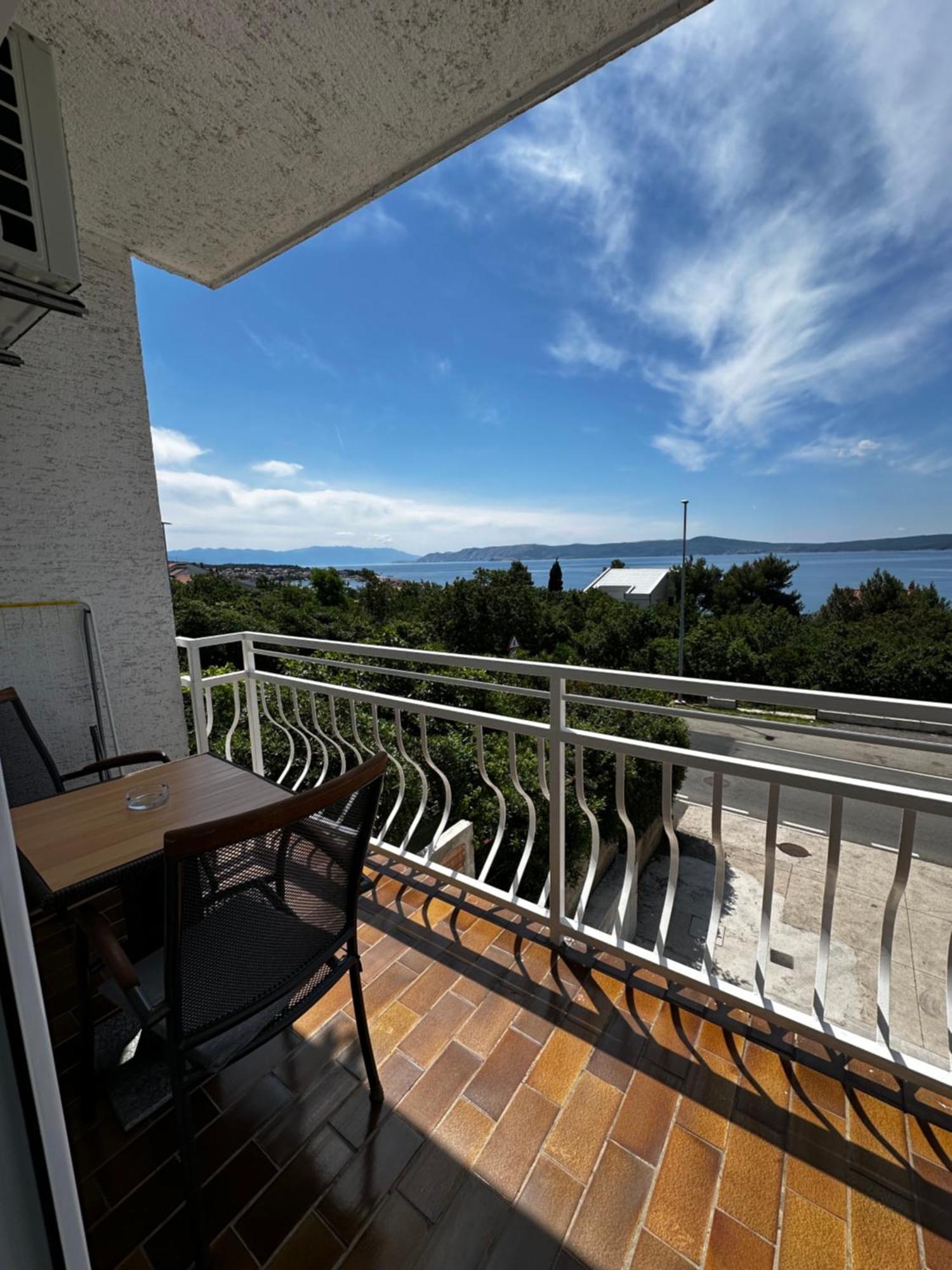 Apartmani Kristijan ซริกเวนิซา ภายนอก รูปภาพ