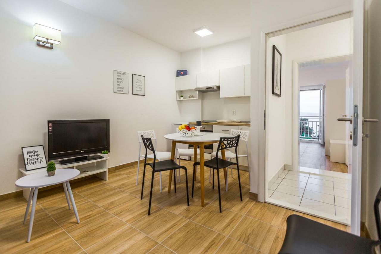 Apartmani Kristijan ซริกเวนิซา ภายนอก รูปภาพ