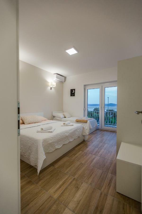 Apartmani Kristijan ซริกเวนิซา ภายนอก รูปภาพ