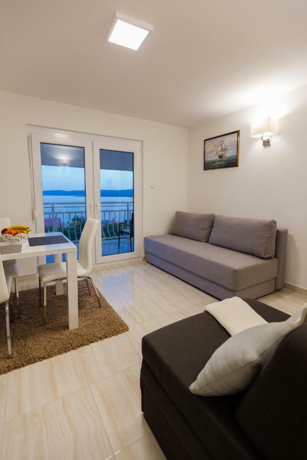 Apartmani Kristijan ซริกเวนิซา ภายนอก รูปภาพ